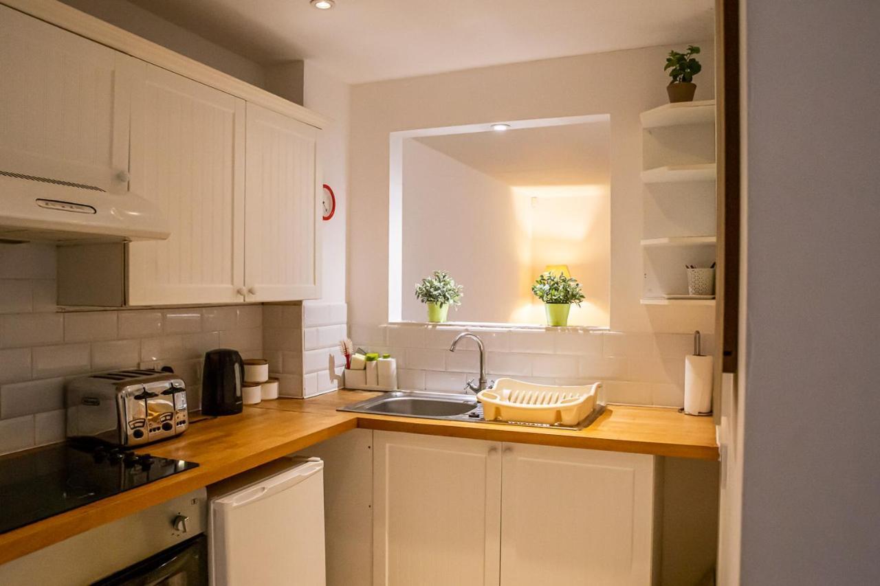 Stylish Modern Mews House In Central St Leonards Hastings Exterior photo